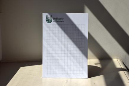 Blociņš ar noplēšamām lapām